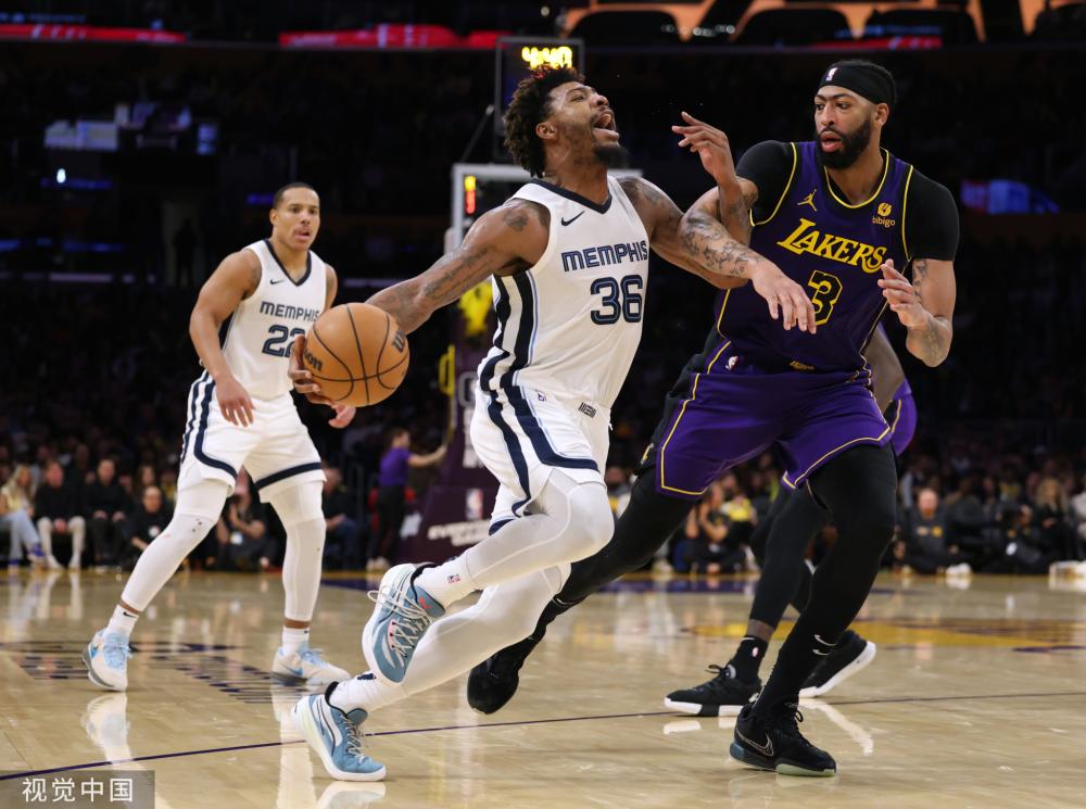 展現出頑強 展現出頑強